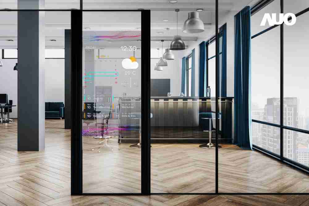 60吋Micro LED透明窗屏显示器，，，，可依需求调整并延伸应用于不同场域，，，包括汽车侧窗或家庭玄关、、、、智慧橱窗、、、、商业展示等面向，，，，提供丰富的信息娱乐内容